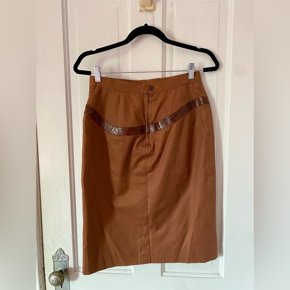 GUCCI vintage pencil skirt size 44 - Picture 2 of 9